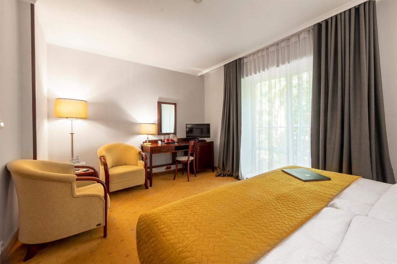 Hotel Moscicki Шпала Экстерьер фото