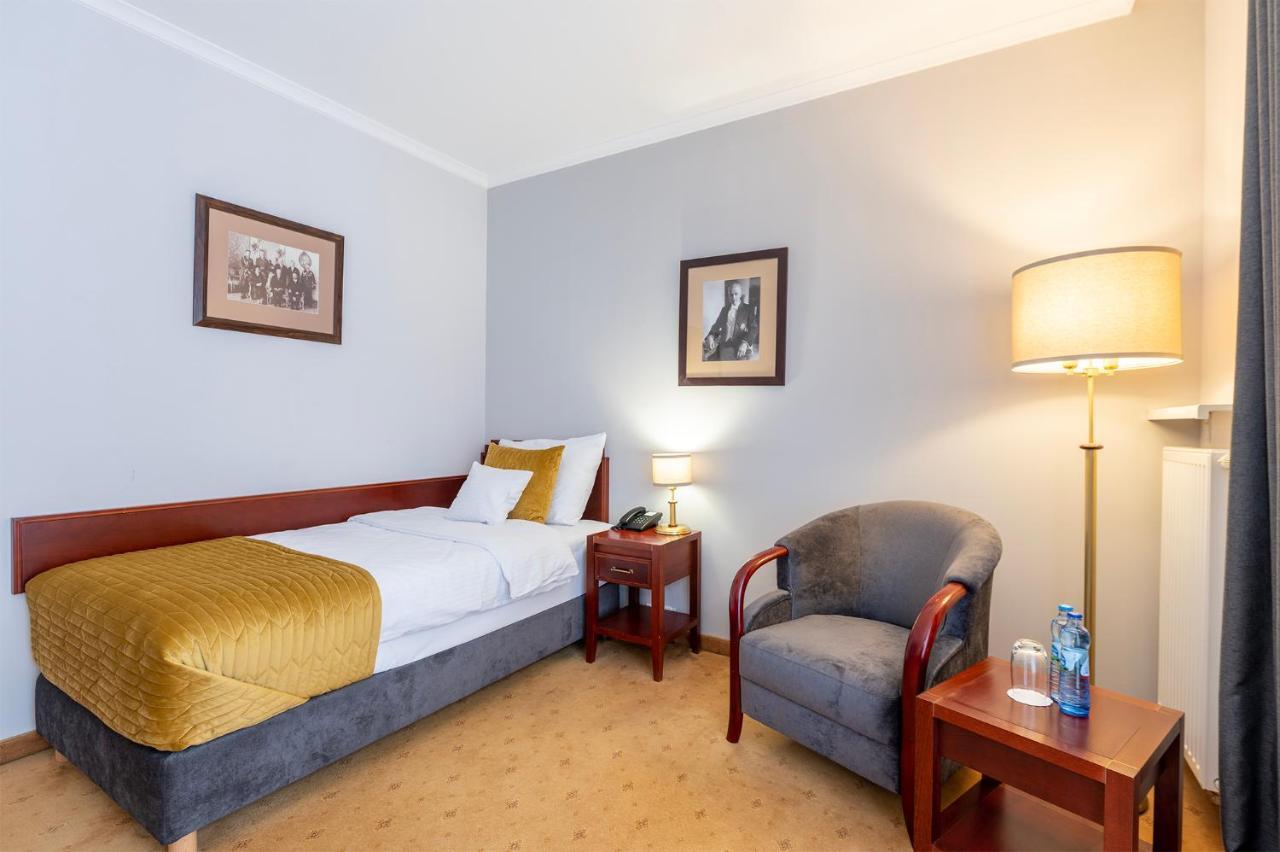 Hotel Moscicki Шпала Экстерьер фото