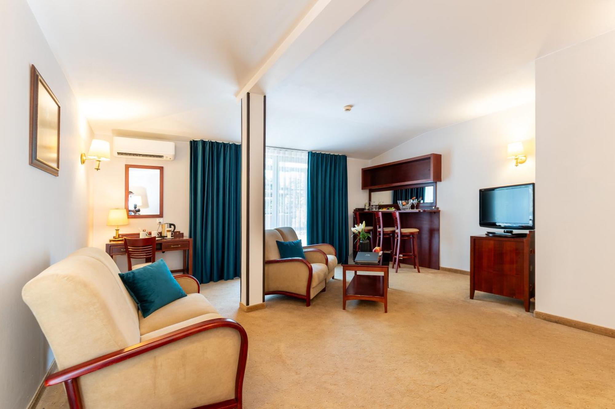 Hotel Moscicki Шпала Экстерьер фото